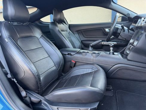 Used 2021 Ford Mustang GT Premium w/ Equipment Group 401A RWD image 17