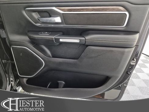 Used 2019 RAM 1500 Laramie AWD/4WD image 36