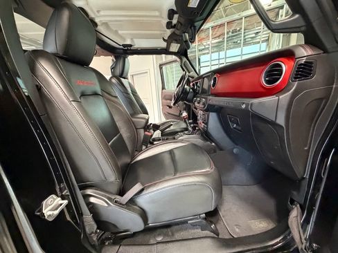 Used 2021 Jeep Wrangler Unlimited Rubicon AWD/4WD image 44