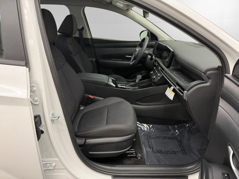 Certified 2025 Hyundai Tucson SE AWD/4WD image 15