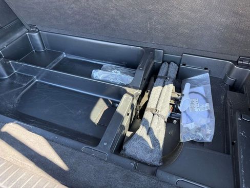 Used 2021 Ford Expedition Max Limited AWD/4WD image 32