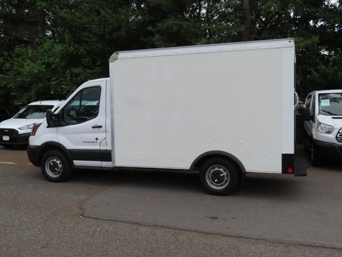 Used 2017 Ford Transit 250 138 RWD image 3
