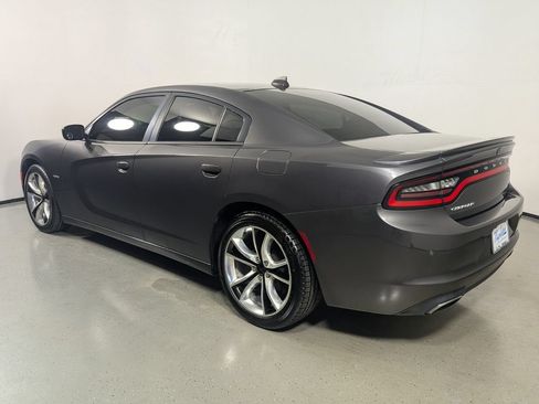 Used 2016 Dodge Charger R/T RWD image 5