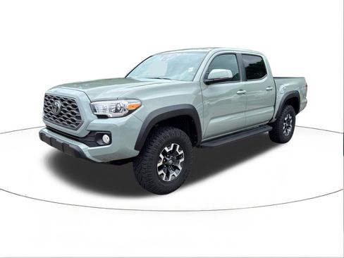 Used 2023 Toyota Tacoma TRD Off-Road AWD/4WD image 7