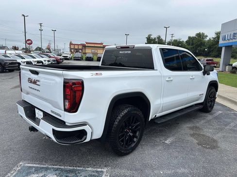 Used 2024 GMC Sierra 1500 Elevation w/ X31 Off-Road Package AWD/4WD image 4