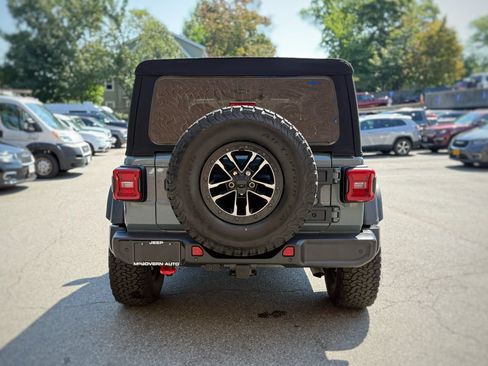 Used 2026 Jeep Wrangler Rubicon w/ Xtreme 35 Tire Package AWD/4WD image 12