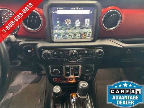 Used 2018 Jeep Wrangler Unlimited Rubicon w/ Uconnect 4C Nav & Sound Group AWD/4WD image 6