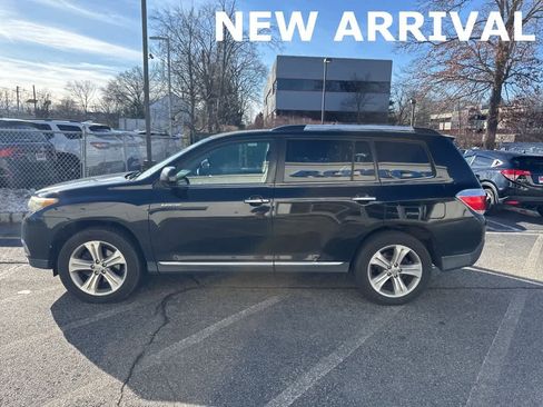 Used 2011 Toyota Highlander Limited image 23