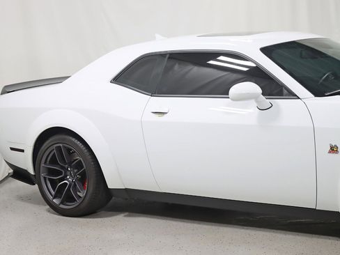 Used 2021 Dodge Challenger R/T Scat Pack image 3