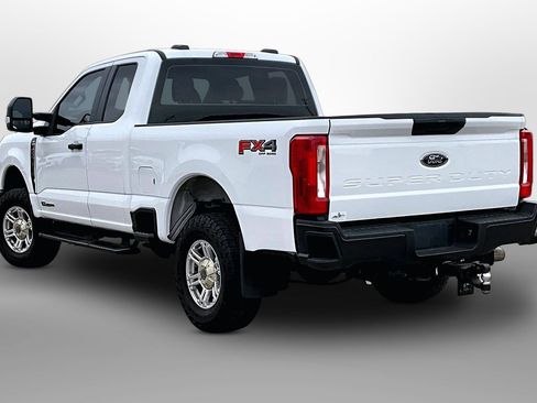 Used 2023 Ford F250 XL AWD/4WD image 10