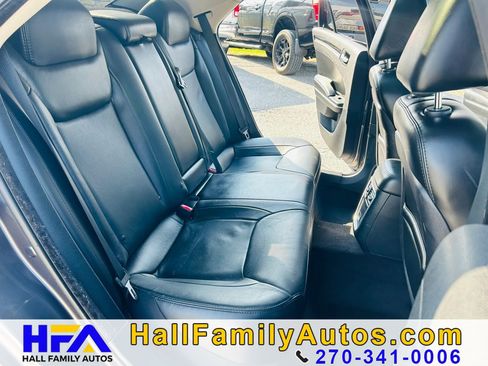 Used 2015 Chrysler 300 Touring w/ Limited Group RWD image 15