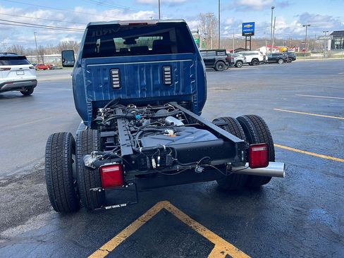 New 2026 Chevrolet Silverado 3500 LT w/ Convenience Package image 4