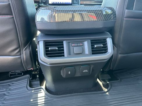Used 2021 Ford F150 Lariat w/ Equipment Group 502A High AWD/4WD image 23