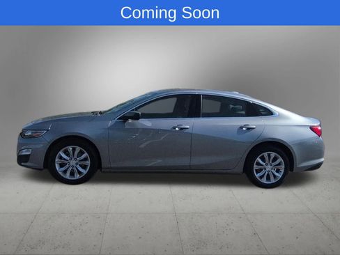Used 2024 Chevrolet Malibu LT FWD image 3