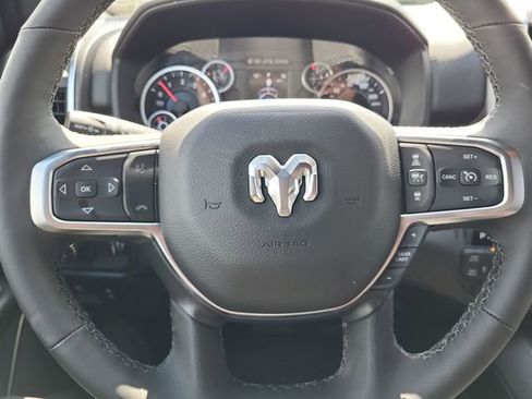 New 2026 RAM 1500 4x4 Crew Cab image 11