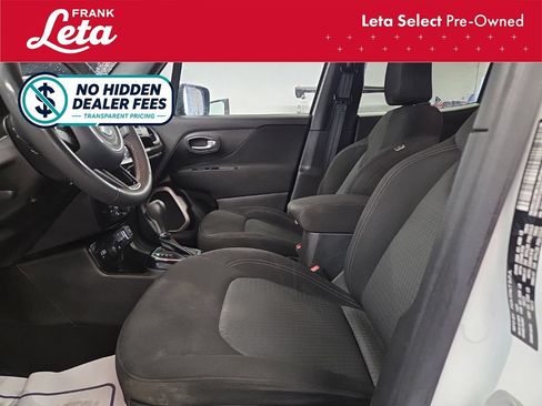 Used 2021 Jeep Renegade Latitude AWD/4WD image 13