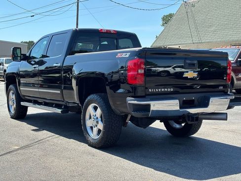 Used 2015 Chevrolet Silverado 2500 LTZ w/ Duramax Plus Package AWD/4WD image 6