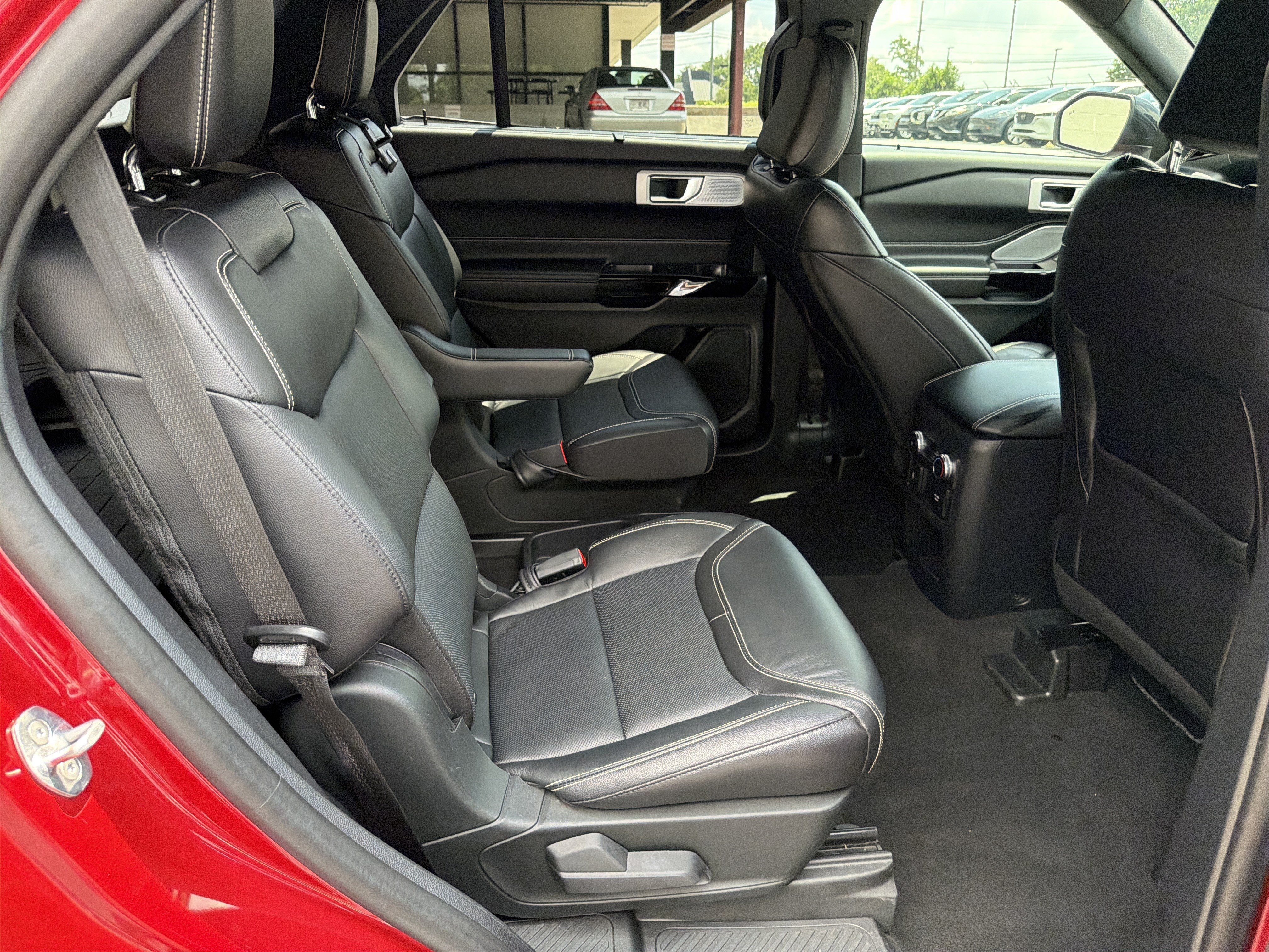 Used 2021 Ford Explorer ST w/ Equipment Group 401A AWD/4WD image 15