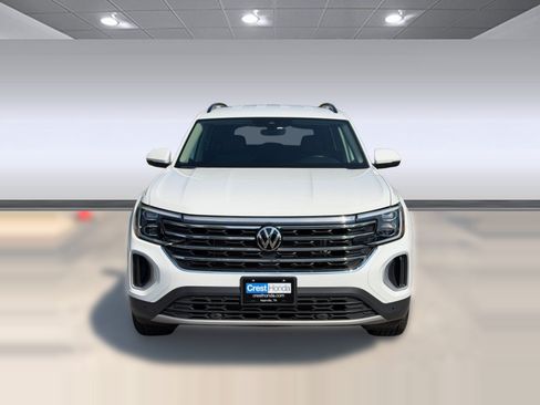 Used 2025 Volkswagen Atlas SE FWD image 6