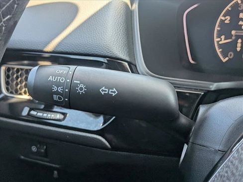 Used 2025 Honda Civic Sport image 15