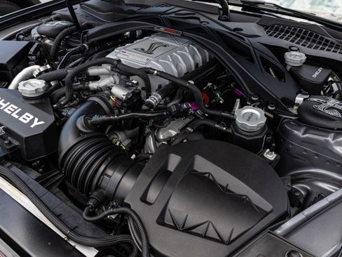 Certified 2021 Ford Mustang Shelby GT500 w/ Technology Package RWD image 54