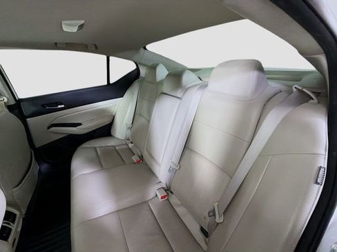 Used 2022 Nissan Altima 2.5 SL FWD image 23