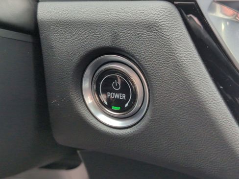 Used 2024 Cadillac Lyriq Luxury image 19