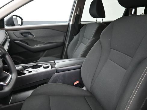 Used 2023 Nissan Rogue S AWD/4WD image 11