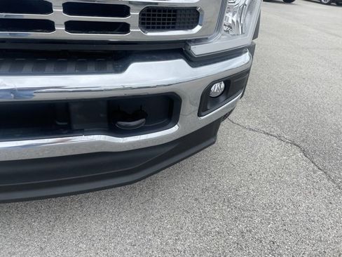 New 2024 Ford F550 4x4 Regular Cab Super Duty image 5