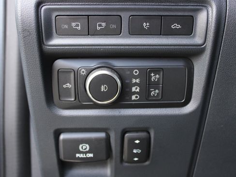 Used 2022 Ford F150 Platinum w/ Equipment Group 701A High image 17