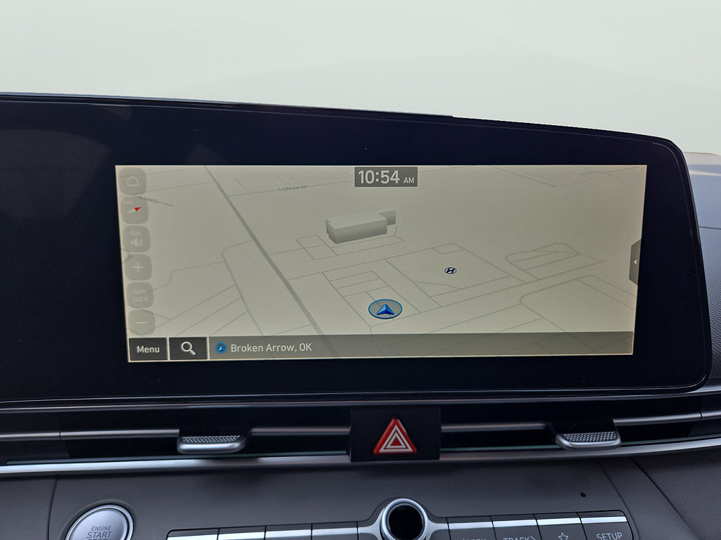 Certified 2025 Hyundai Elantra SEL FWD image 24