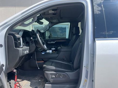 Used 2024 GMC Sierra 2500 Denali w/ Denali Reserve Package image 6