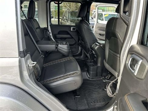 Certified 2020 Jeep Wrangler Unlimited Sahara image 24