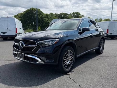 Certified 2023 Mercedes-Benz GLC 300 4MATIC image 3