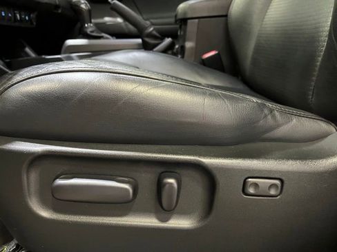 Certified 2022 Toyota Tacoma TRD Off-Road w/ TRD Premium Off Road Package AWD/4WD image 14