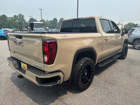 Used 2023 GMC Sierra 1500 Elevation w/ Elevation Premium Package AWD/4WD image 4