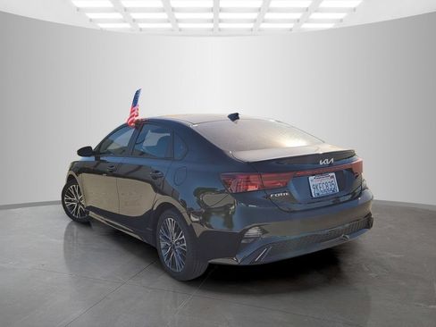 Used 2024 Kia Forte GT-Line w/ GT-Line Premium Package FWD image 6