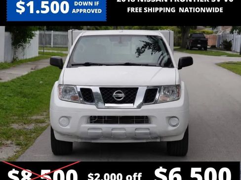 Used 2018 Nissan Frontier SV RWD image 2