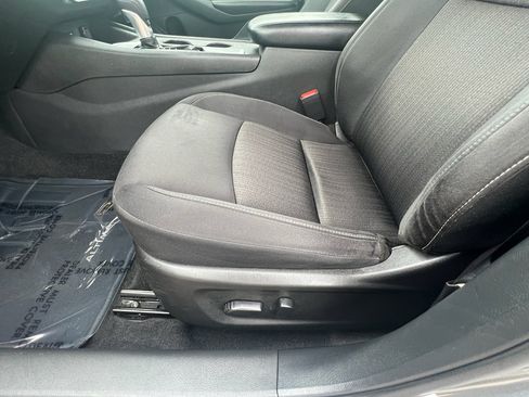 Used 2025 Nissan Altima 2.5 SV FWD image 20