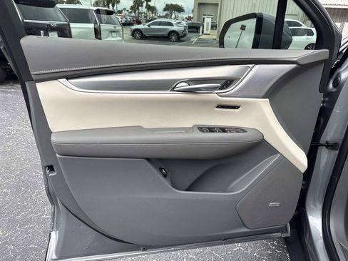 New 2026 Cadillac XT5 Premium Luxury image 18