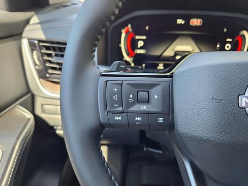 New 2026 Nissan Rogue Platinum w/ Tech Package AWD/4WD image 24