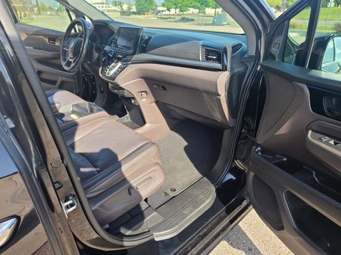 Used 2019 Honda Odyssey Elite image 24