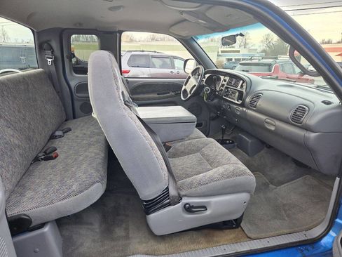 Used 2000 Dodge Ram 1500 Truck SLT image 13