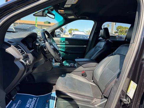 Used 2019 Ford Explorer Sport w/ Ford Safe & Smart Package AWD/4WD image 10