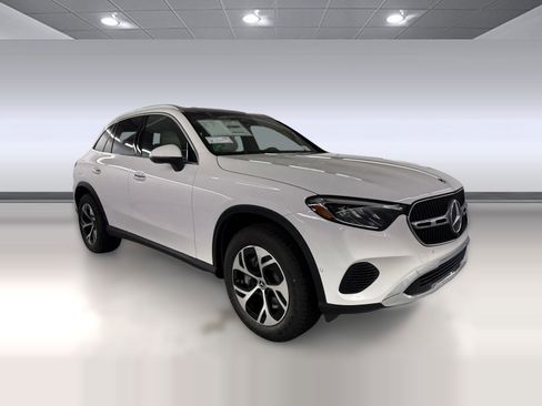 New 2026 Mercedes-Benz GLC 350e 4MATIC image 7