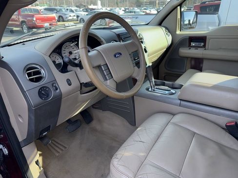 Used 2005 Ford F150 image 10