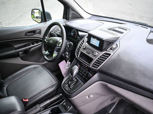 Used 2023 Ford Transit Connect XL FWD image 24