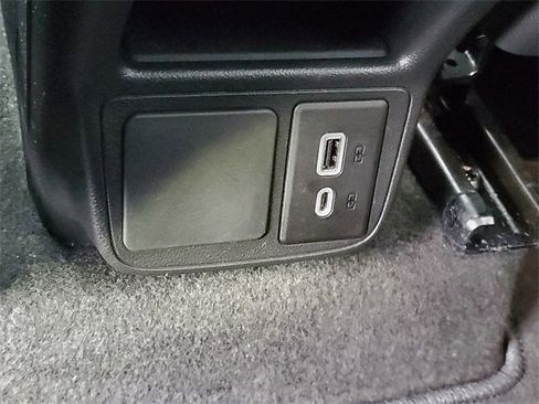 Certified 2021 Buick Encore GX Preferred w/ Cold Weather Comfort Package image 10