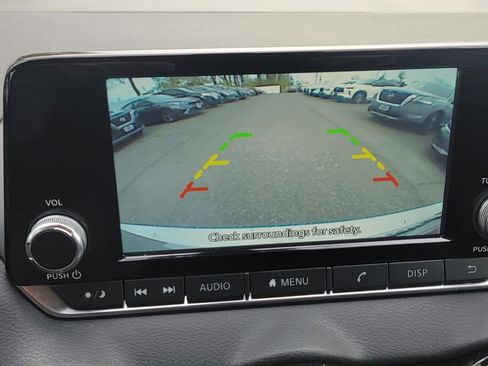 Used 2022 Nissan Sentra S w/ Electronics Package FWD image 35