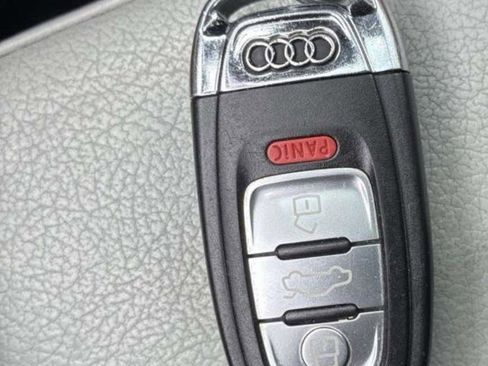 Used 2016 Audi Q5 2.0T Premium Plus w/ Technology Package AWD/4WD image 4